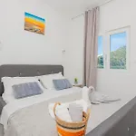 Cozy In With Wifi
