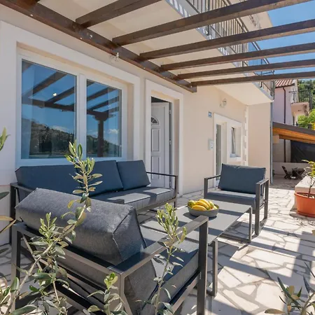Stunning In With House Sea View